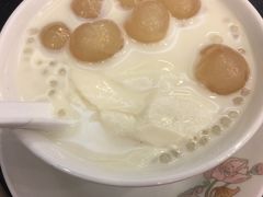 龙眼西米豆腐花-晶晶甜品(发昌大厦店)