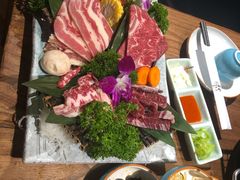 -明洞阿姨·韩式酱蟹烤肉·创意料理(三元桥店)