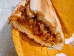 腊汁肉夹膜-大嘻咹biangbiang面(历史博物馆店)