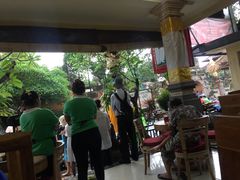 -Warung Babi Guling Ibu Oka 3