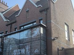 -钟书阁(松江泰晤士小镇店)