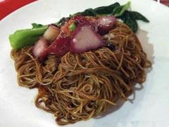 叉烧炒面-喜莲咖啡