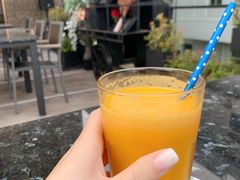 -卡普里披萨·牛扒·下午茶