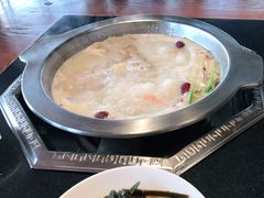 -佬土鹅肠火锅(扬中步行街店)