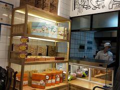 面包甜点陈列柜-彭记优口(胜利路店)