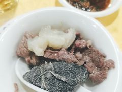 -五洞培记山庄·鲜牛肉火锅