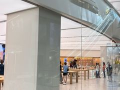 -Apple Store(Jewel Changi Airport)