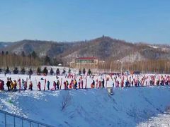 -亚布力新体委滑雪场