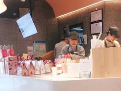 -奈雪的茶(青岛卓悦里INTOWN店)