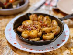 香煎火腿小蘑菇-BROWNSTONE布朗石西班牙餐厅(富城店)