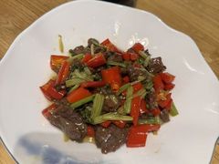小炒黄牛肉-盘飧市(春熙路店)