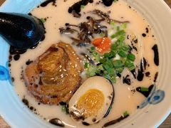 博多拉面-雷神拉面(财富中心玉米楼店)