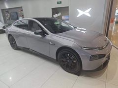 -小鹏汽车(上海静安大融城店)