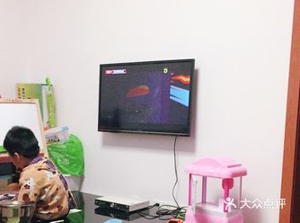 宅在家的生活就是吃喝玩乐