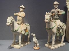 -鄂尔多斯博物馆
