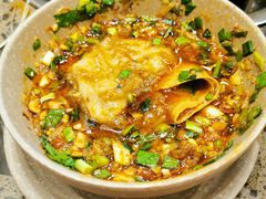 -肖肖酸萝卜鱼火锅(总店)