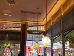 -弄堂里(西溪龙湖天街店)