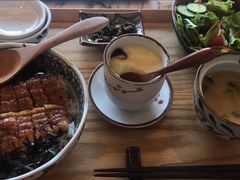鳗鱼盖饭定食-自由之丘