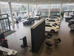 -北京鹏龙瑞星奔驰4s店(来广营店)