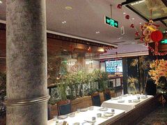 -八府香鸭·啫啫煲(华山路店)