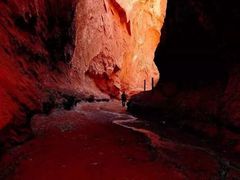 -天山神秘大峡谷