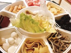 -鸡遇虾煲干锅火锅(小寨金莎店)
