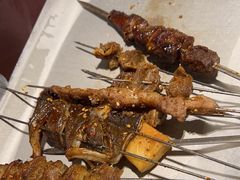 羊肉串-三个大叔烤羊肉串·歌手驻唱·碳烤鲜肉(西三旗店)