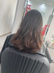 -LILI·HAIR SALON理理造型