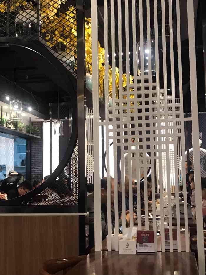 汉唐小馆(京粮广场店)-"强烈推荐大盘鸡!肌肉太入味了,而且没.