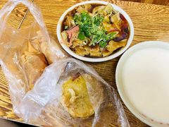 牛肉烧饼-真素诚·清真(新华路店)