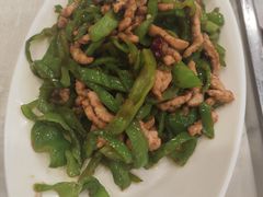 -江城燕子大排档(江汉路步行街店)