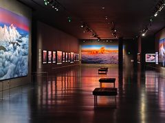 -罗红摄影艺术馆