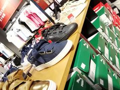 -PUMA品牌自营折扣店(武汉永旺梦乐城店)