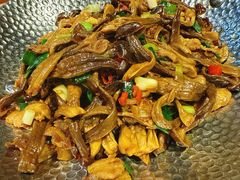 -雀舞云南菜(天津天河城购物中心店)