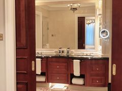 -广州富力丽思卡尔顿酒店