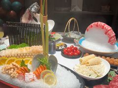 -泓炙颐凤鲜海鲜火锅料理(桐乡店)