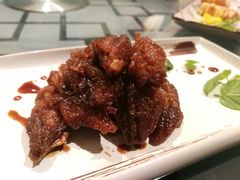 香脆梅子熏鱼-北京王府井希尔顿酒店·秦唐中餐厅Chynna