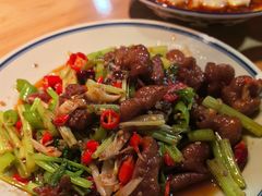 -自贡盐帮菜·玩辣餐厅(樱花园西街店)