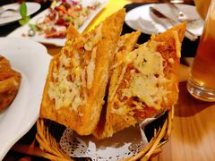 奶酪蒜蓉面包-申德勒加油站西餐厅Schindlers Tankstelle(上海外滩店)
