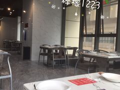 -凤凰路何眼镜香辣蟹(花果园店)