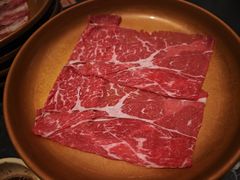 -牛YO寿喜烧·铁板烧和牛火锅自助(市府恒隆店)