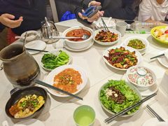 -泉上·发现DISCOVERY ·黔菜餐厅(银海元隆广场店)