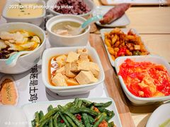 -老乡鸡(上海白玉兰广场店)