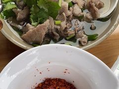 -大众跷脚牛肉馆·非遗传承单位(峨眉山店)