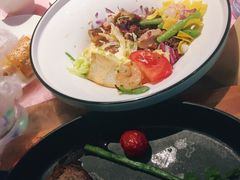 鸡肉大虾鲜蔬波奇碗-西堤牛排(龙德广场店)