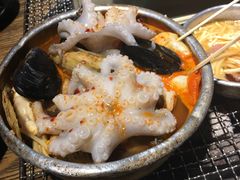 -鑫釜山海鲜烧烤(鑫丰国际店)