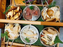 -一朵菌·野生菌探索家火锅(南亚店)