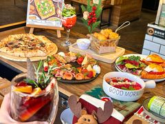 -Common Table · Brunch & Coffee