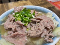 -冯烫烫跷脚牛肉·川菜小馆(武胜西街店)
