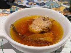 -云海肴·汽锅鸡·云南菜(天山百盛优客店)